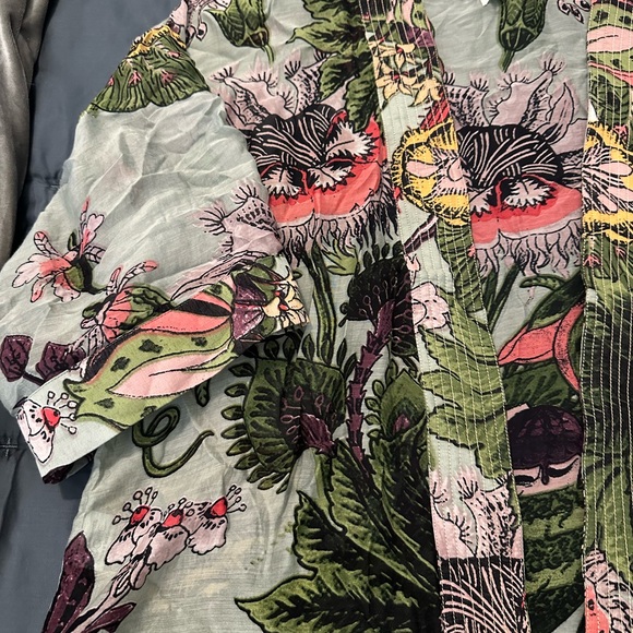 Floral Green Ladies short Kimono - Picture 2 of 5